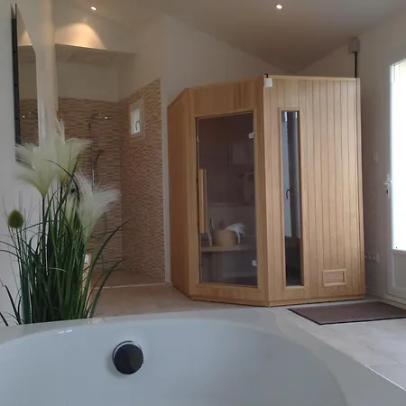 Le Clos Saint Martin Сasa de vacaciones Laon