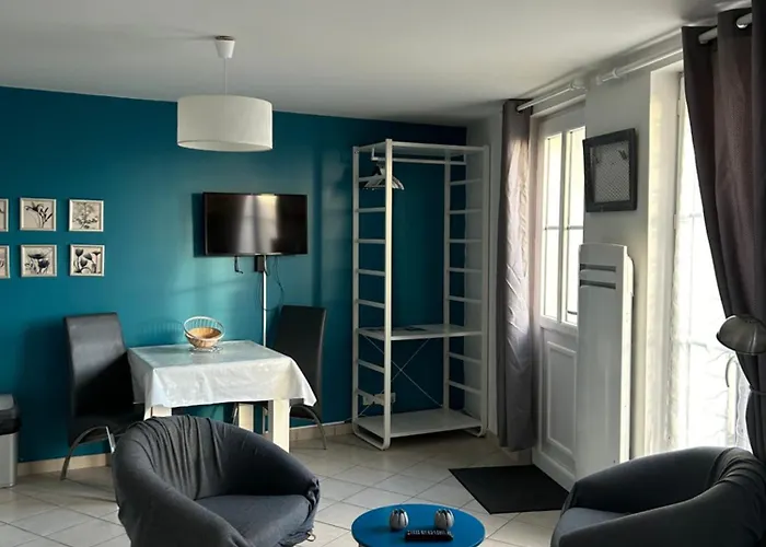 Le Clos Saint Martin Holiday home Laon